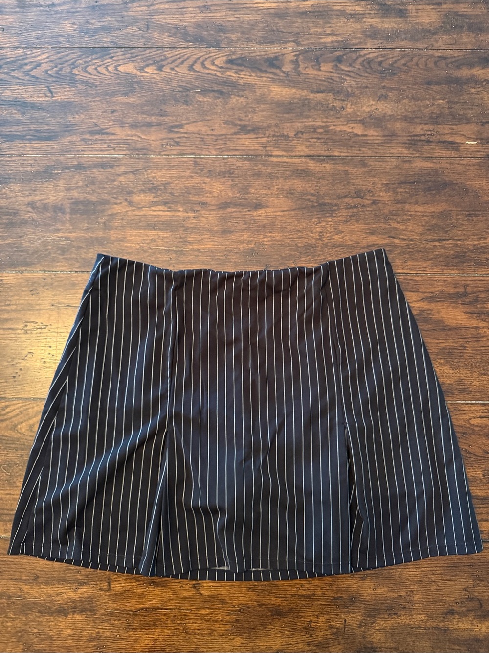 HALARA Black Mini Skort with White Pinstripes